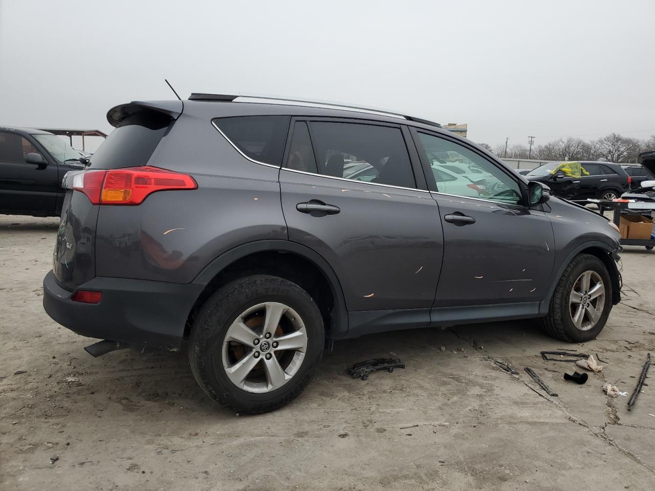 2015 Toyota RAV 4 - Image 3
