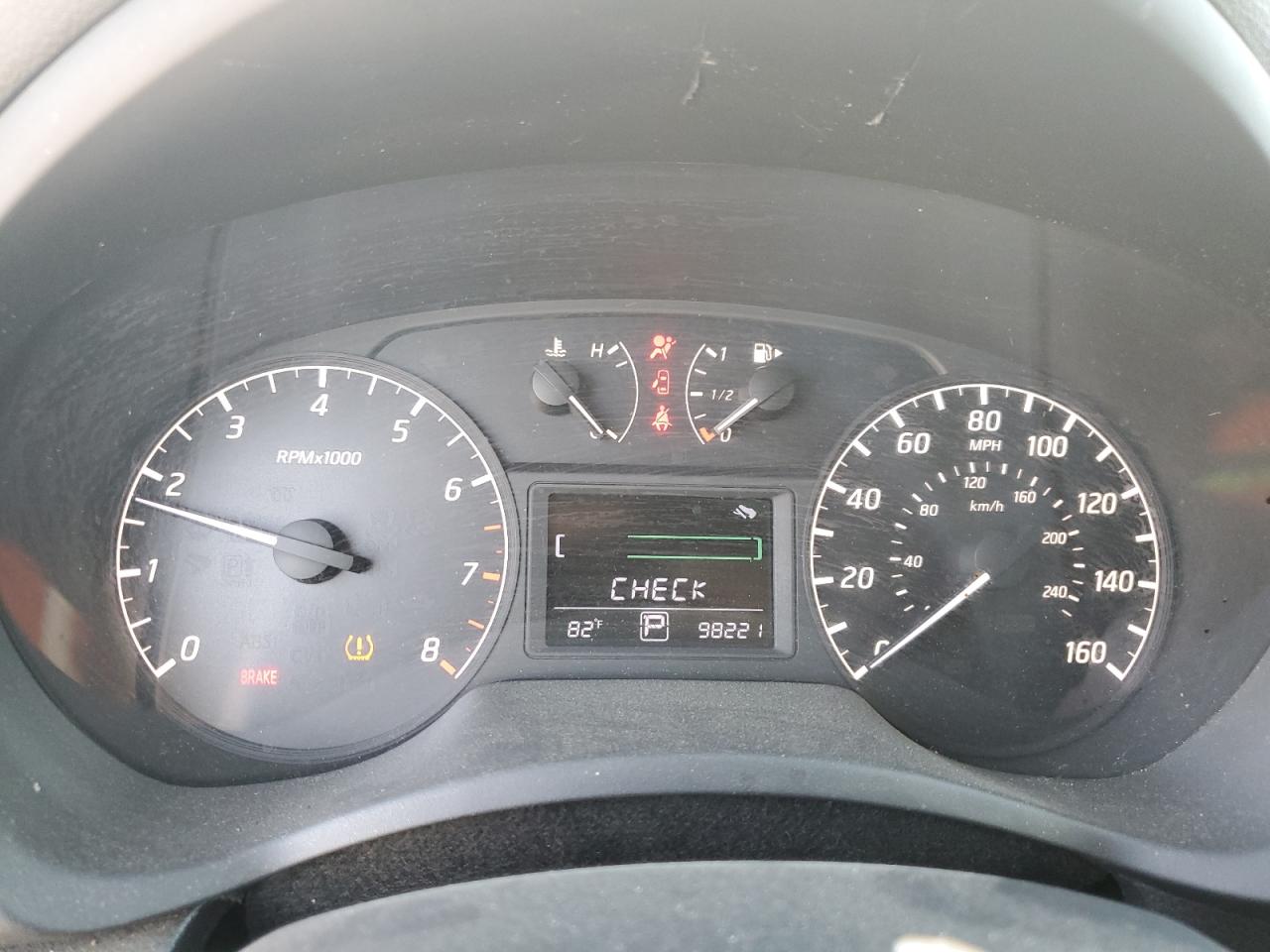 2015 Nissan Sentra - Image 9