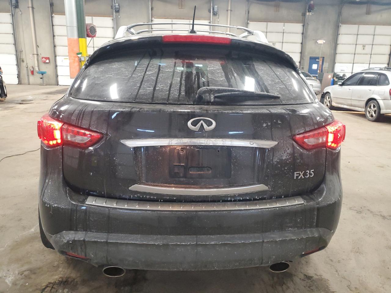 2010 Infiniti FX - Image 6