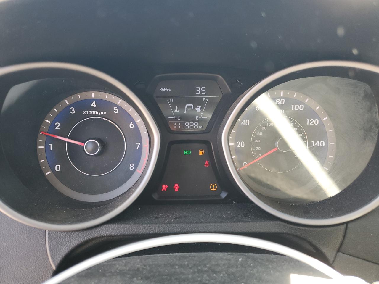 2016 Hyundai Elantra - Image 9