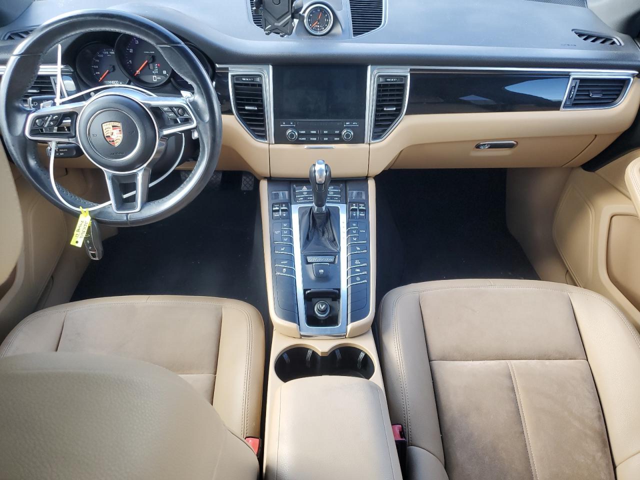 2017 Porsche Macan - Image 8