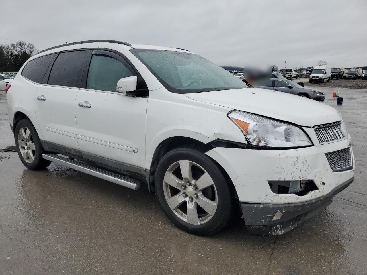 2009 Chevrolet Traverse - Image 4