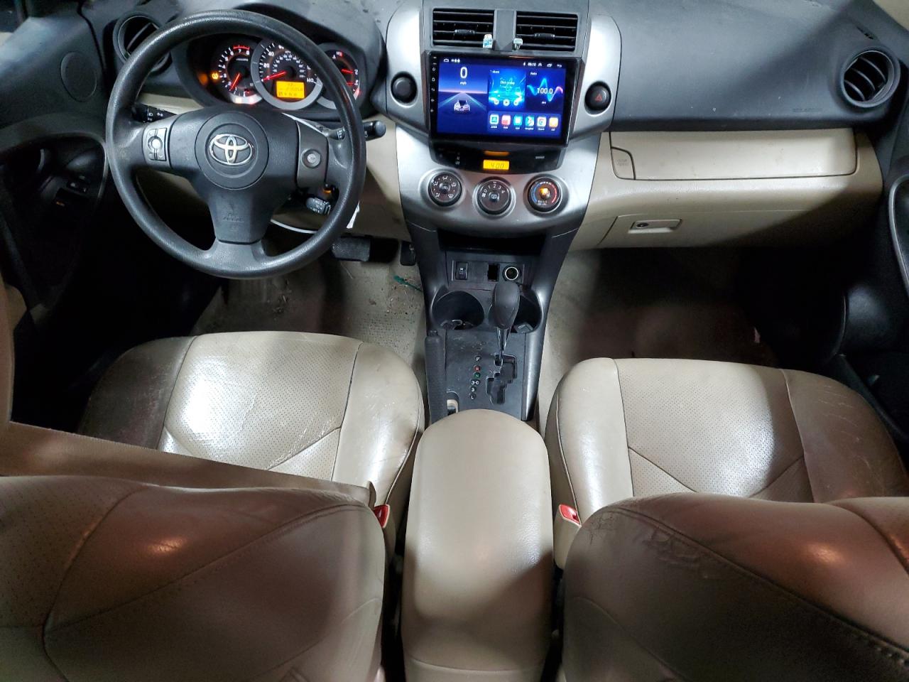 2012 Toyota RAV 4 - Image 8