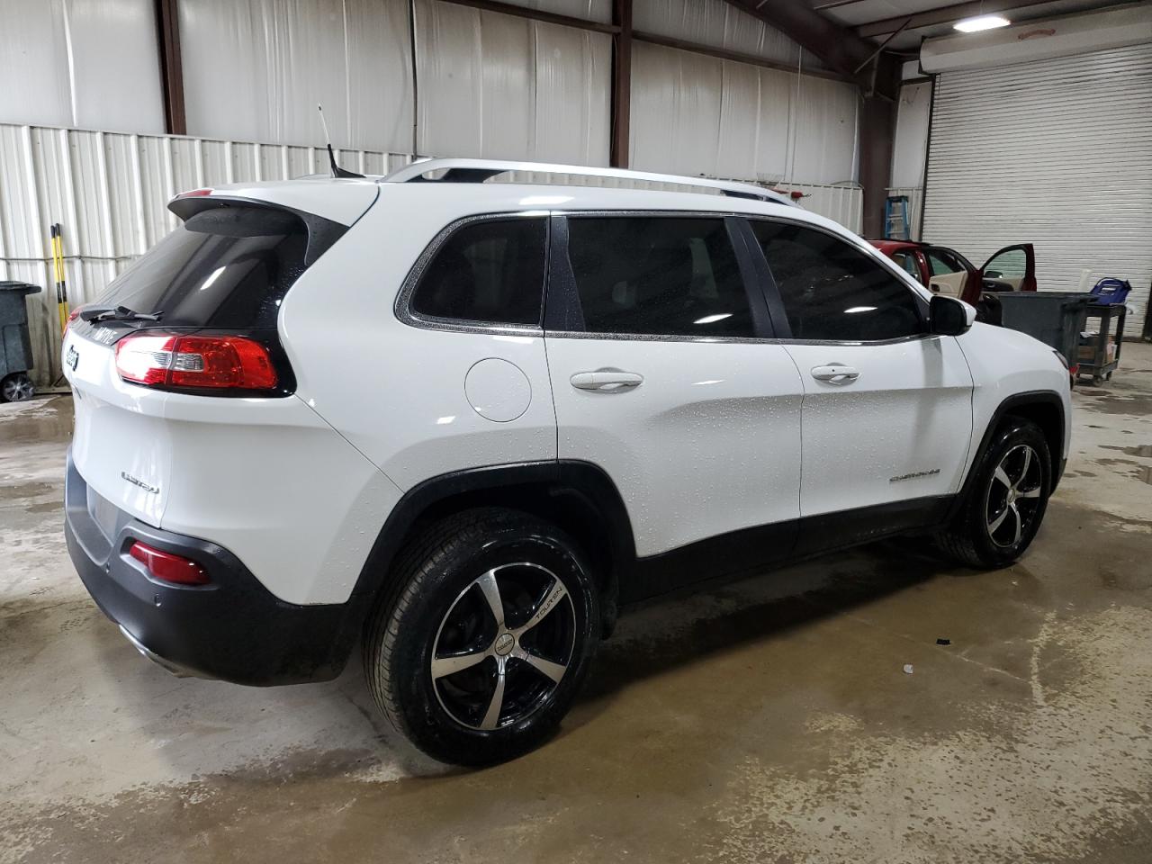 2016 Jeep Grand Cherokee - Image 3