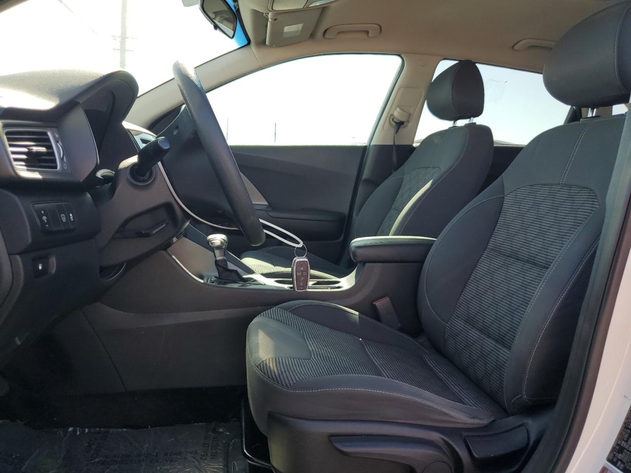 2019 Kia Niro - Image 7