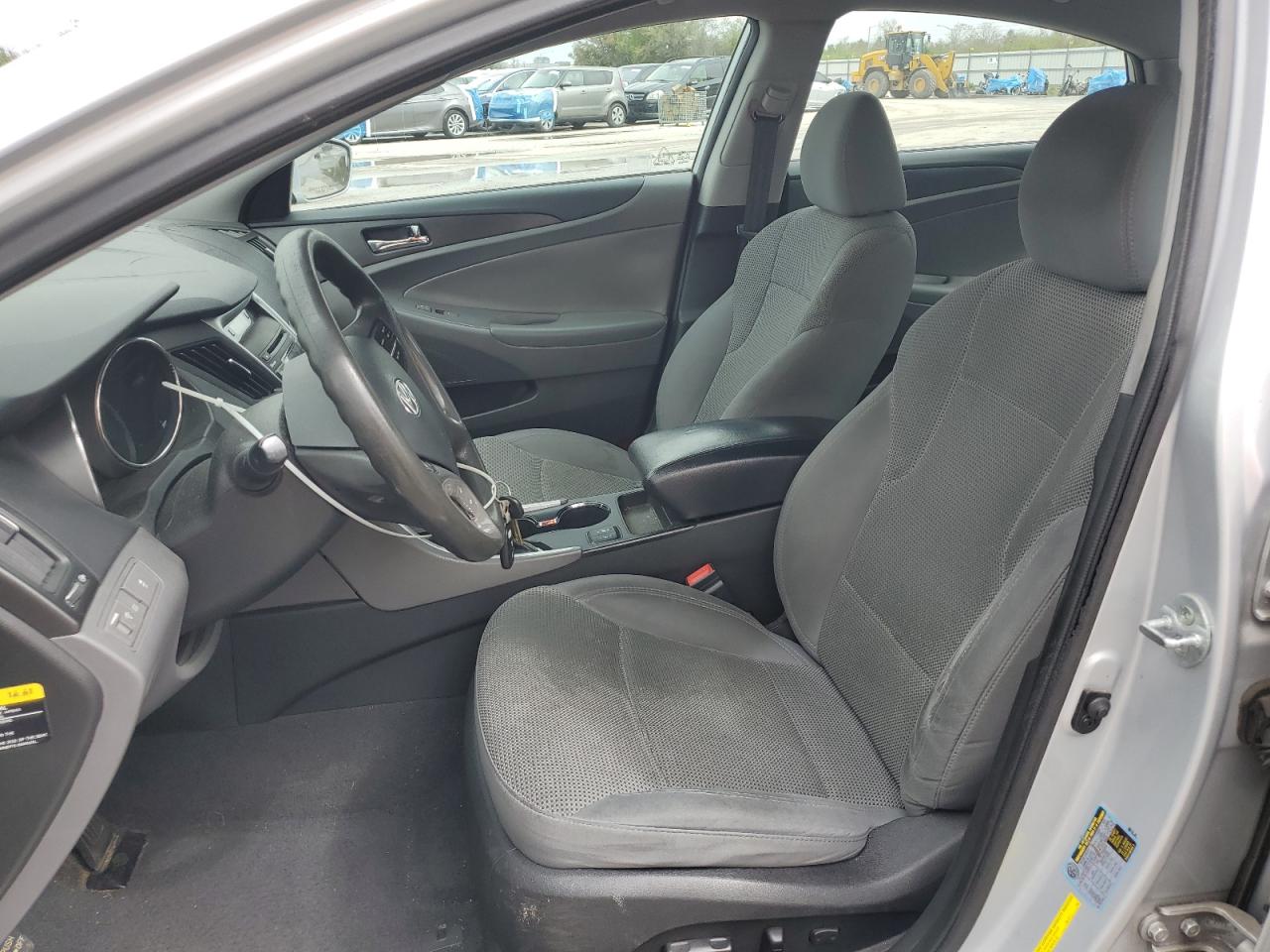 2013 Hyundai Sonata - Image 7