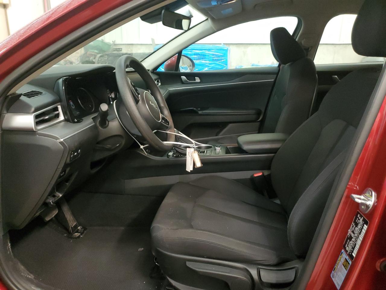 2023 Kia K5 - Image 7