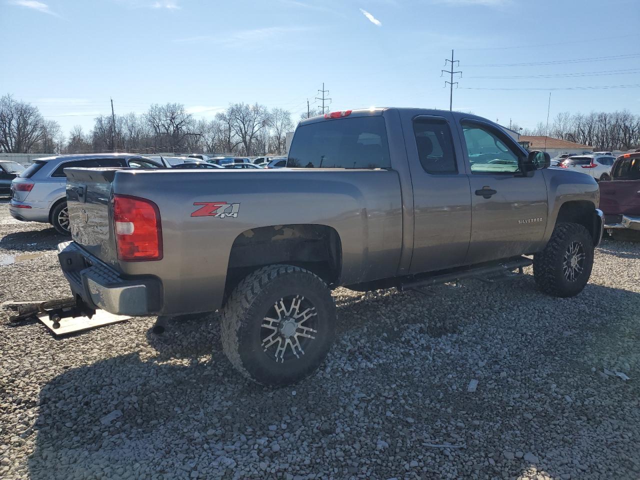 2013 Chevrolet Silverado - Image 3