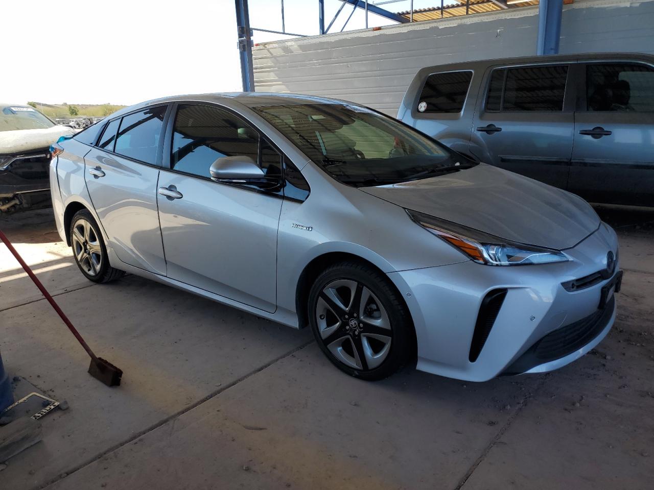 2019 Toyota Prius - Image 4