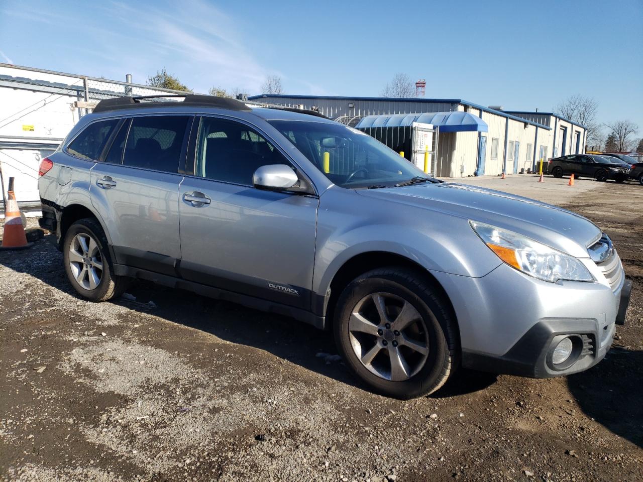 2013 Subaru Outback - Image 4