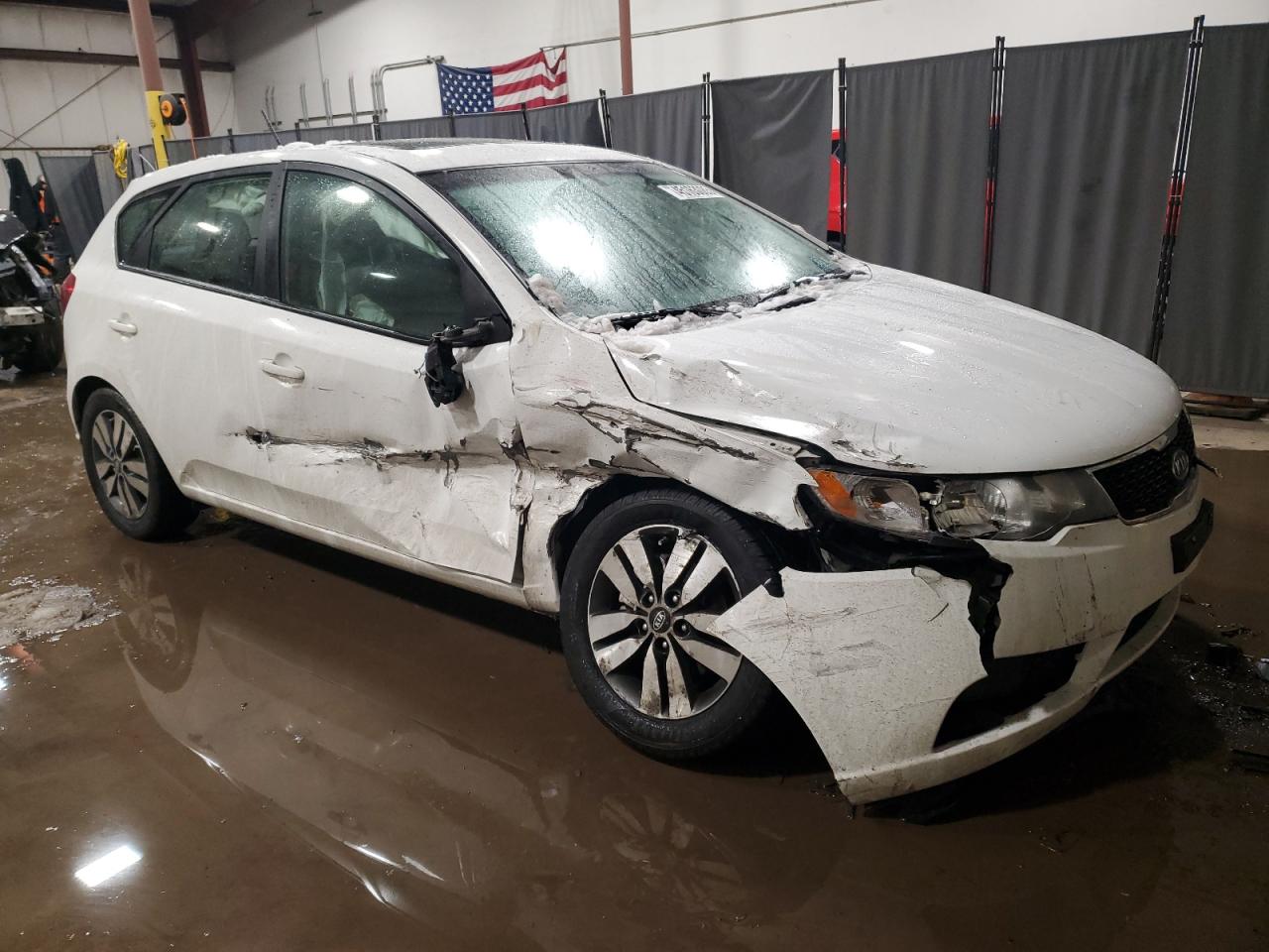 2013 Kia Forte - Image 4