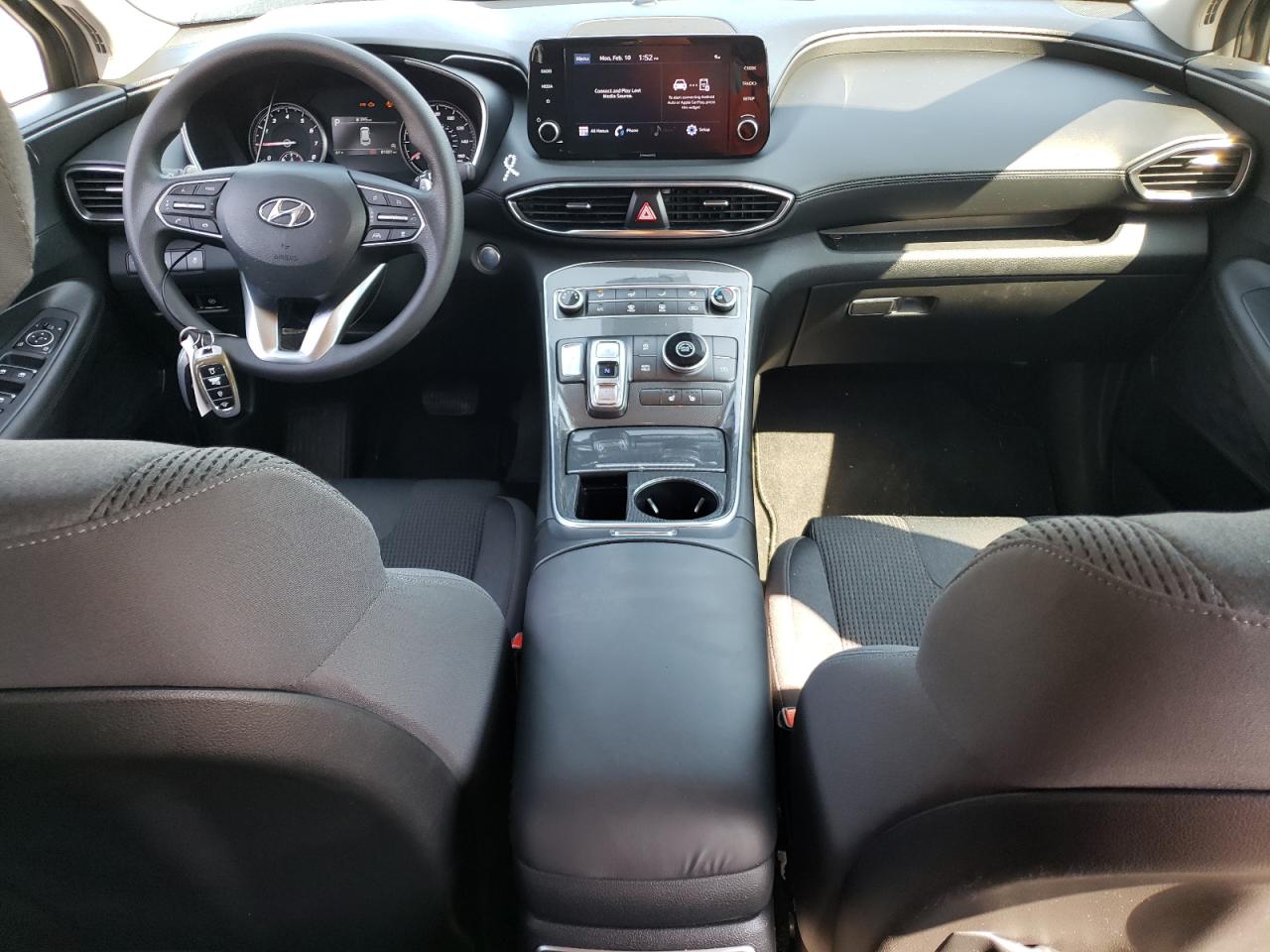 2022 Hyundai Santa Fe - Image 8