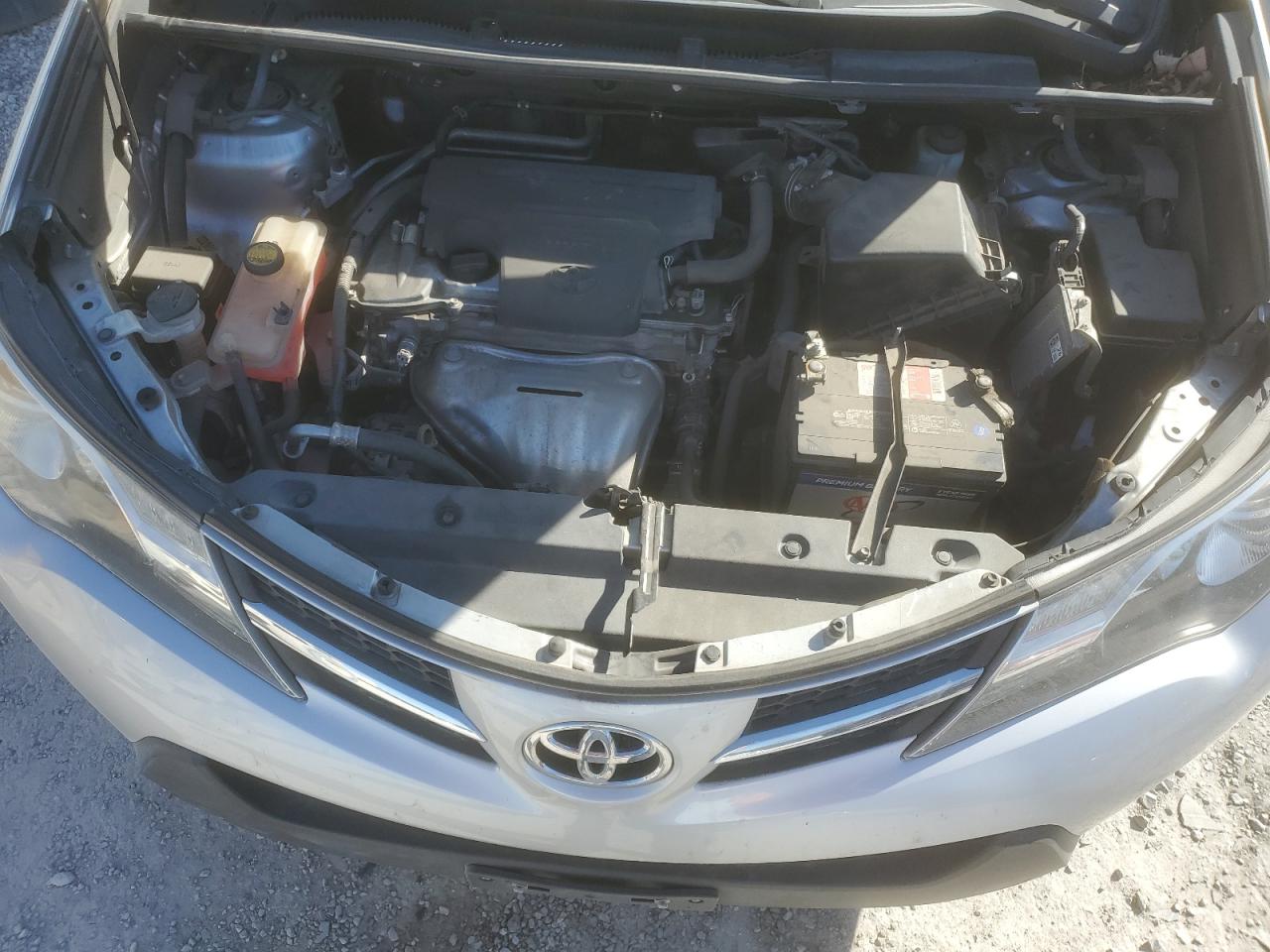 2013 Toyota RAV 4 - Image 12