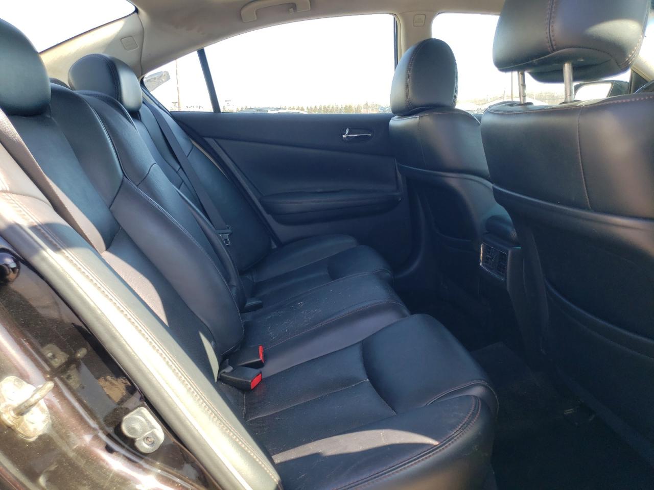 2010 Nissan Maxima - Image 10