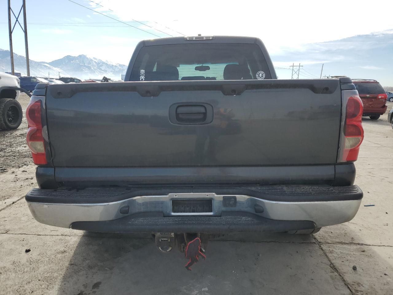 2005 Chevrolet Silverado - Image 6