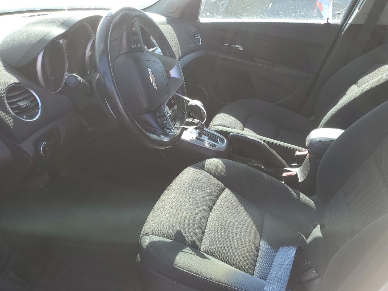 2012 Chevrolet Cruze - Image 7