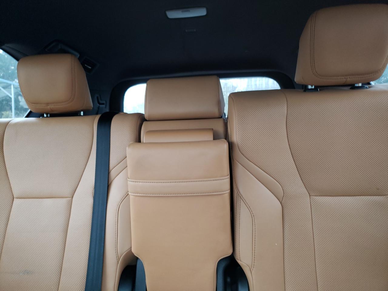 2023 Lexus LX - Image 10