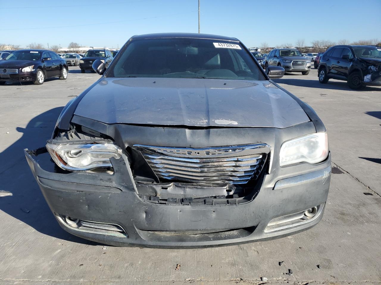 2013 Chrysler 300 - Image 5