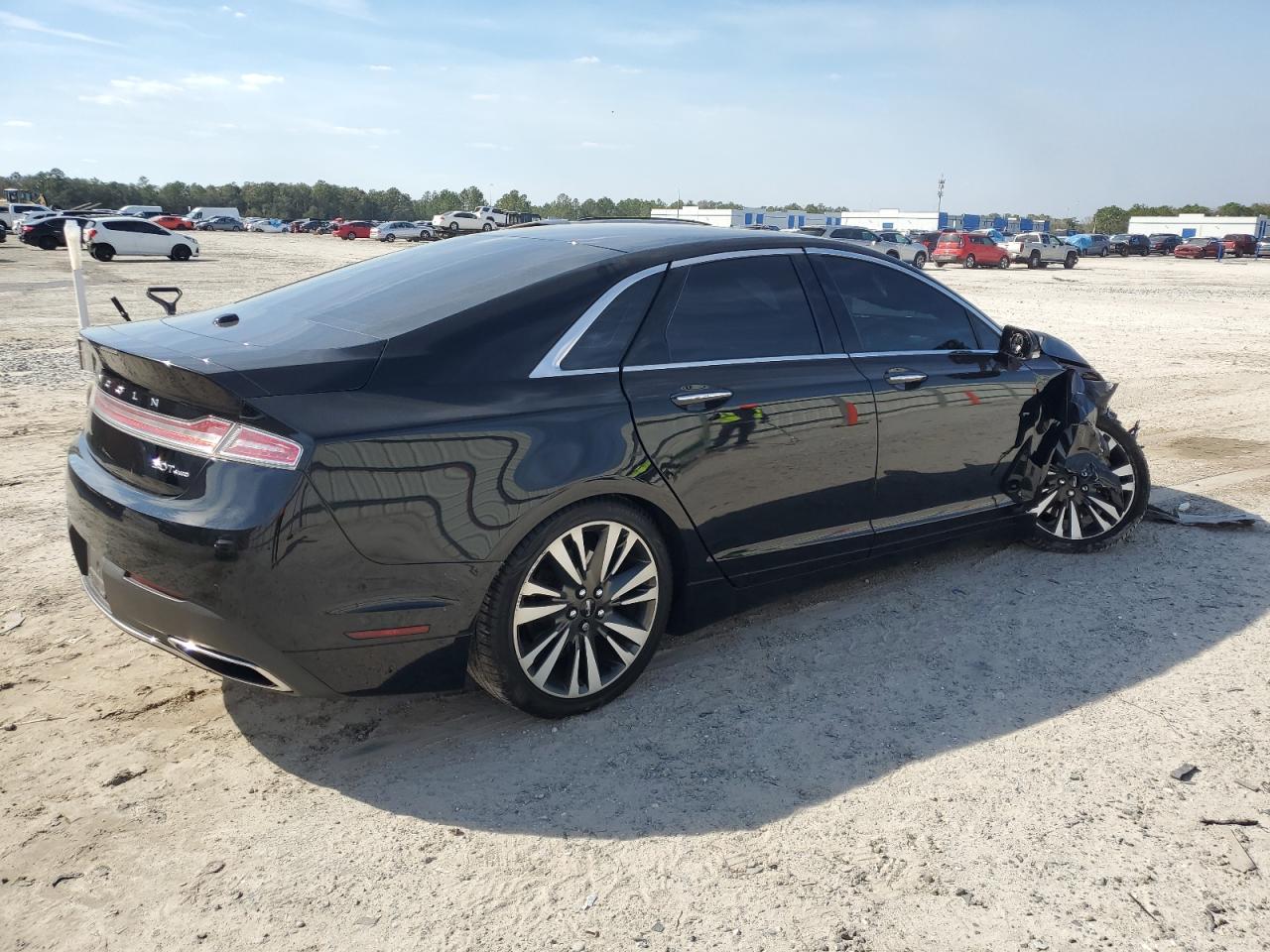 2017 Lincoln MKZ - Image 3