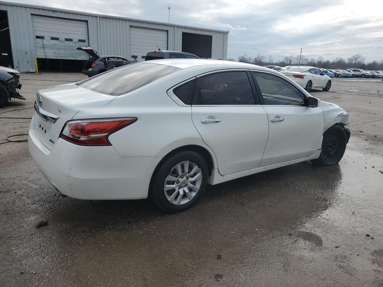 2014 Nissan Altima - Image 3