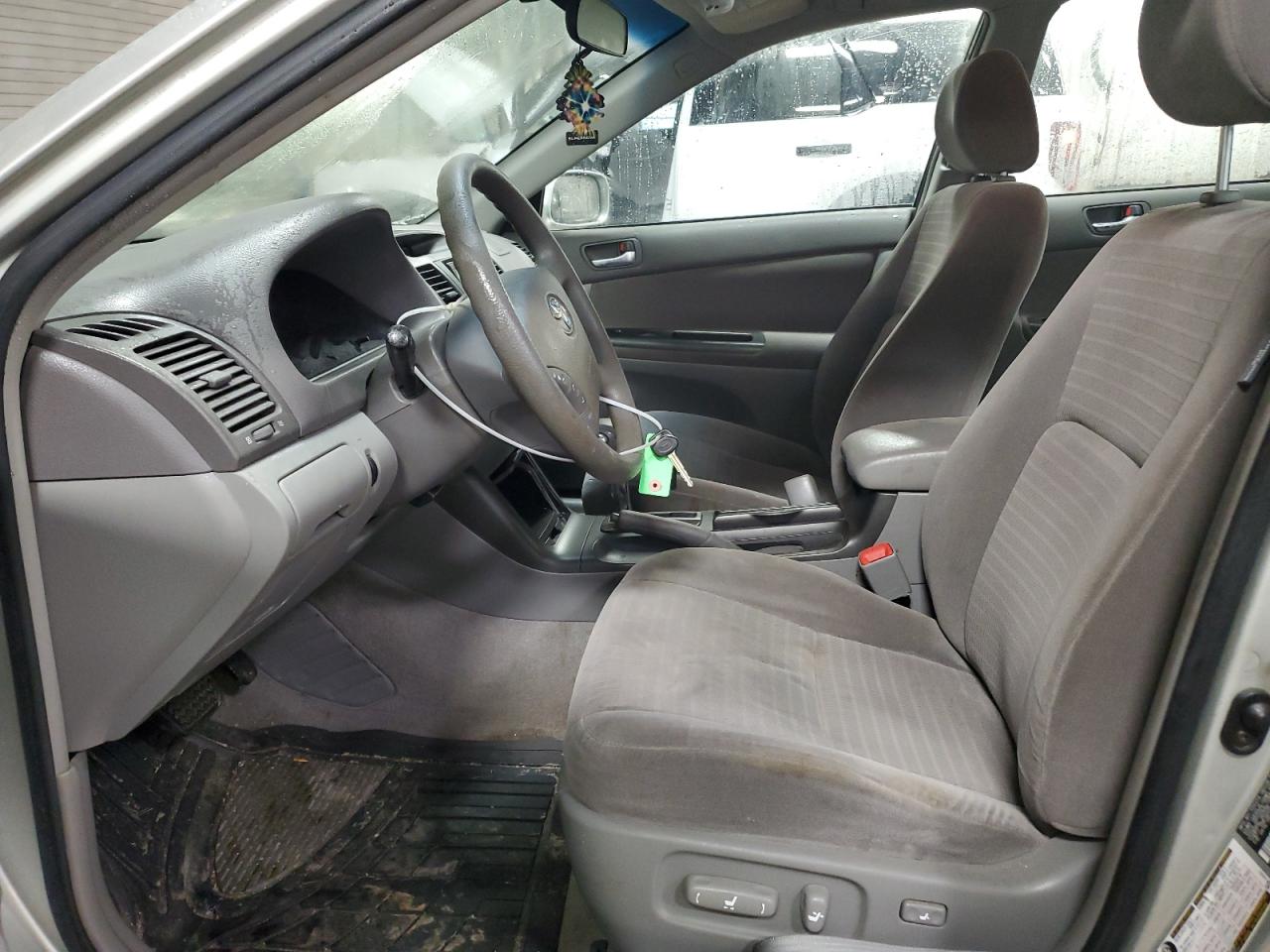 2006 Toyota Camry - Image 7