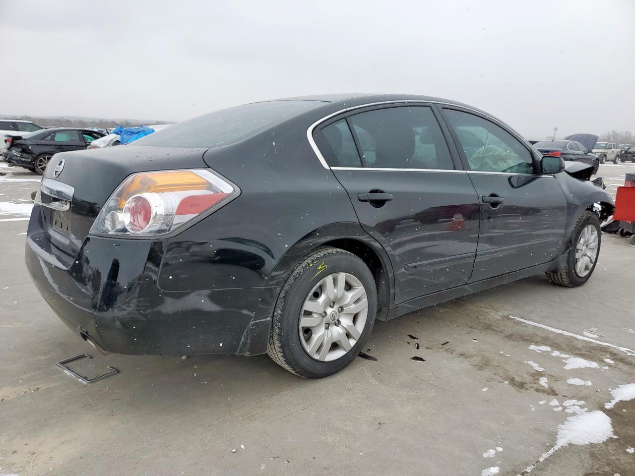 2010 Nissan Altima - Image 3
