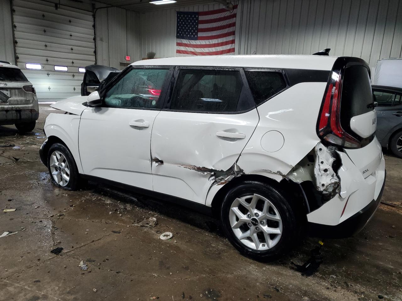 2024 Kia Soul - Image 2