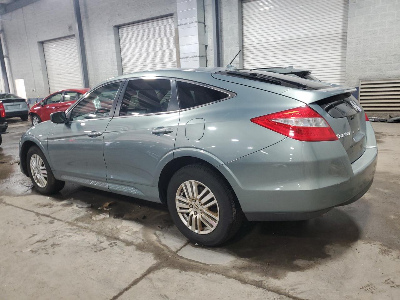 2012 Honda Crosstour - Image 2