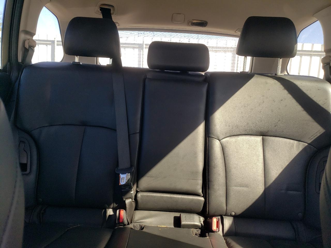 2014 Subaru Outback - Image 10