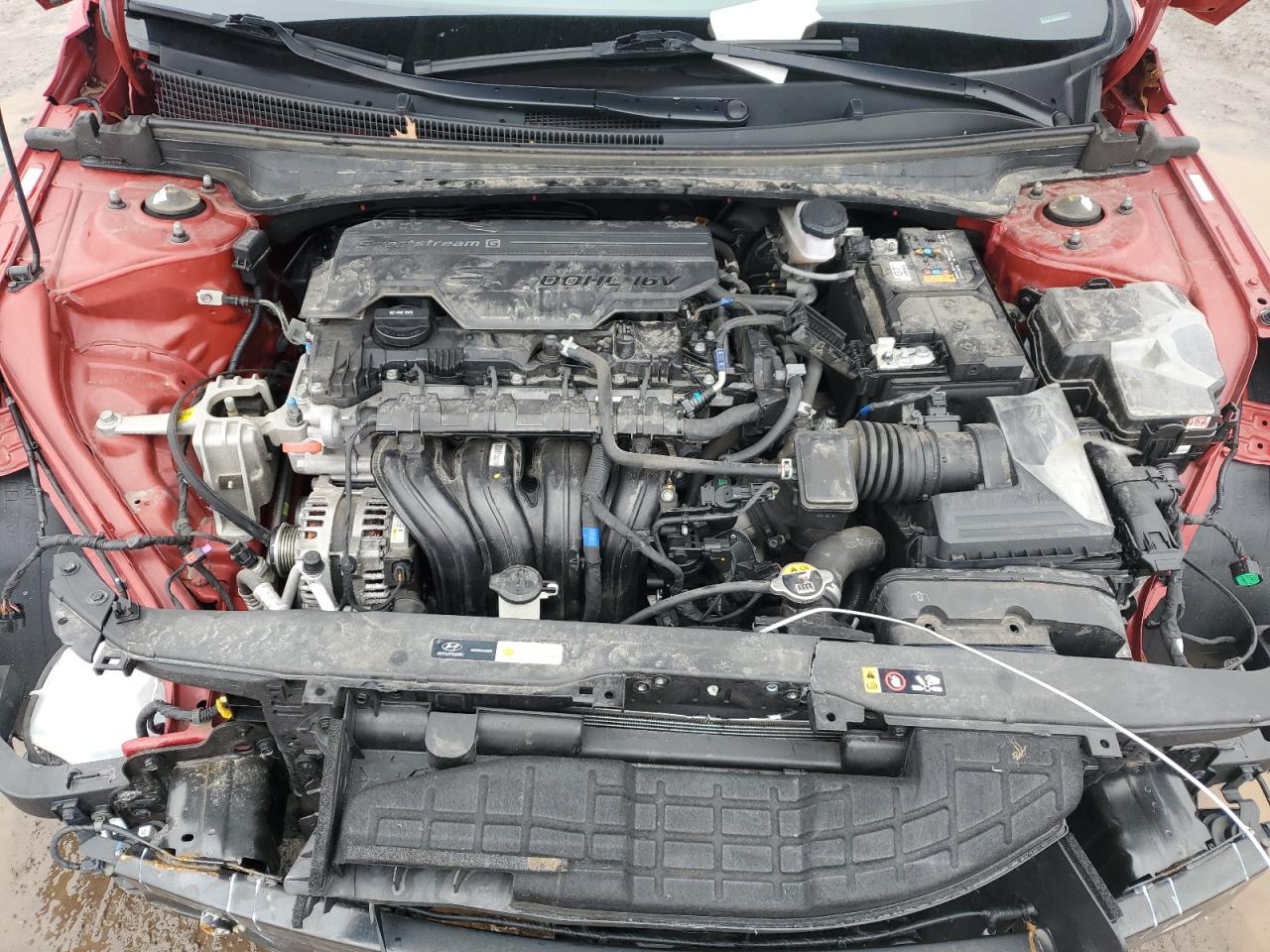 2022 Hyundai Elantra - Image 11