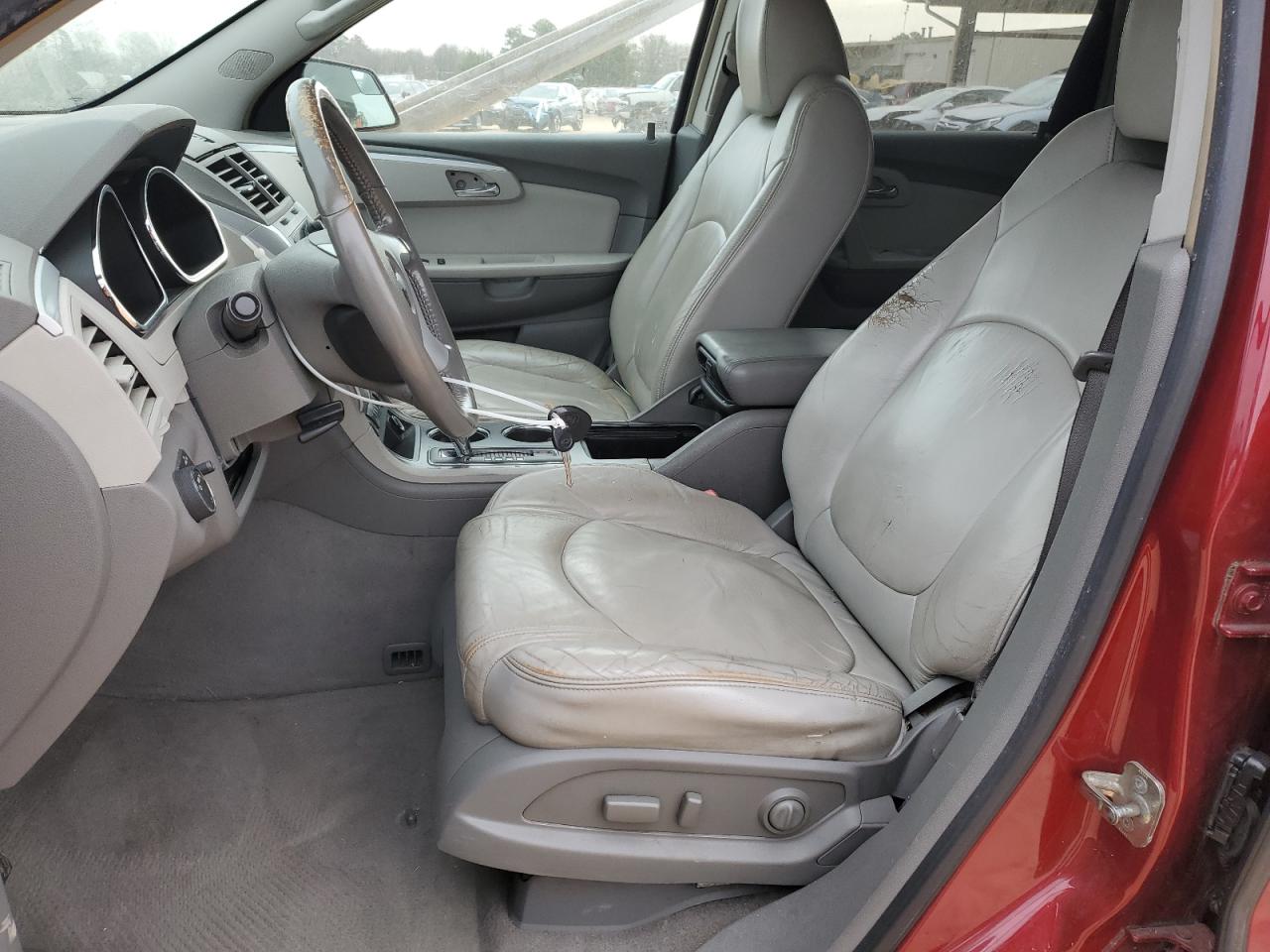 2009 Chevrolet Traverse - Image 7