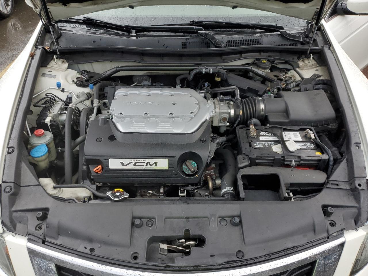 2008 Honda Accord - Image 11