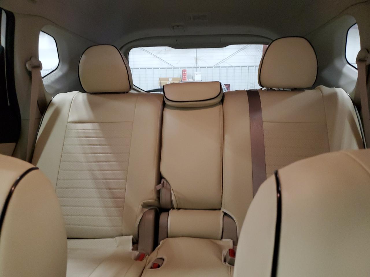 2019 Nissan Rogue - Image 10