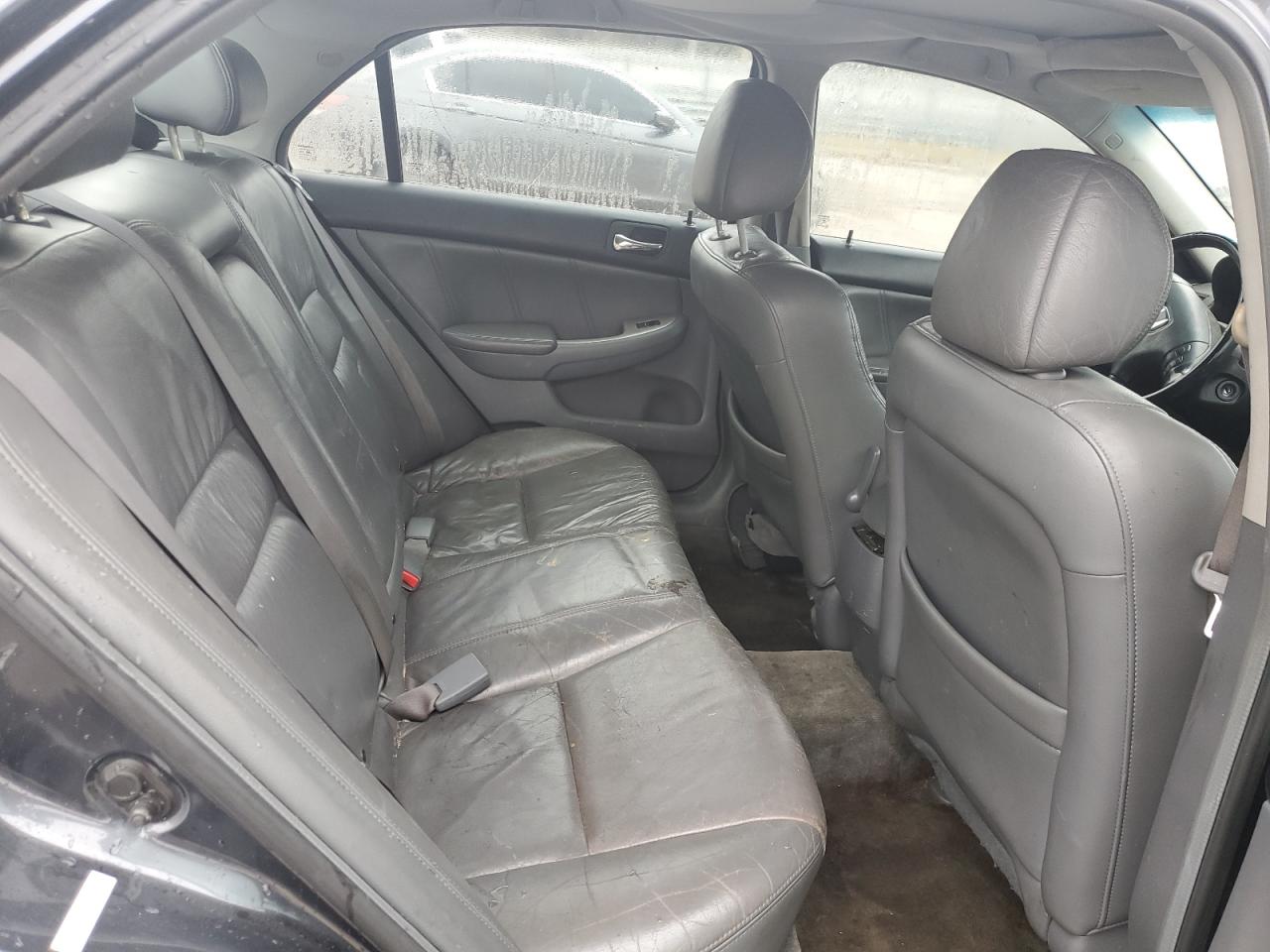 2005 Honda Accord - Image 10