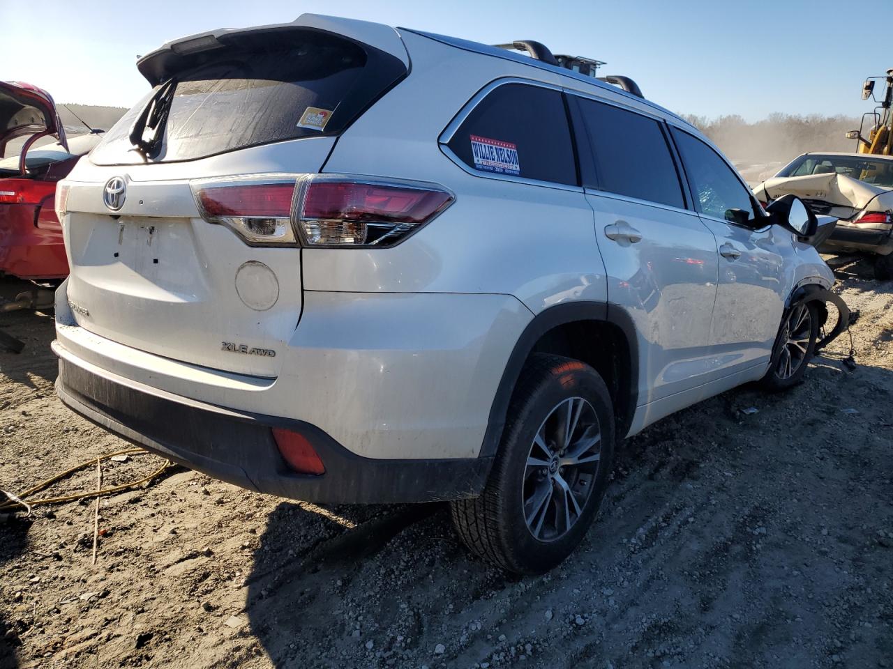 2016 Toyota Highlander - Image 3