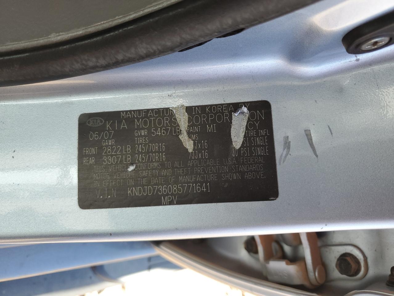 2008 Kia Sorento - Image 13