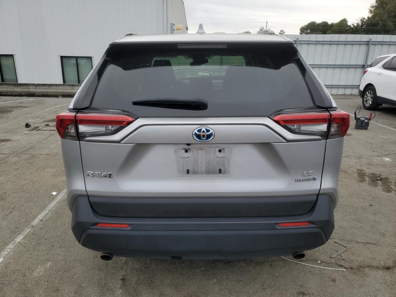 2022 Toyota RAV 4 - Image 6