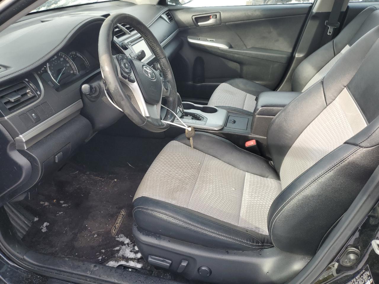 2012 Toyota Camry - Image 7