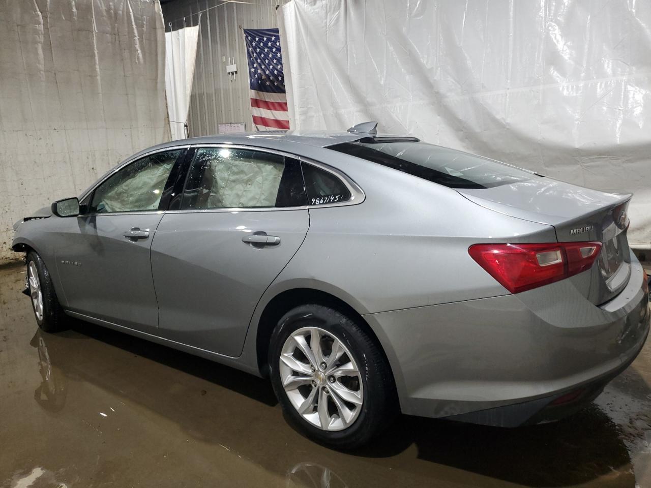 2023 Chevrolet Malibu - Image 2