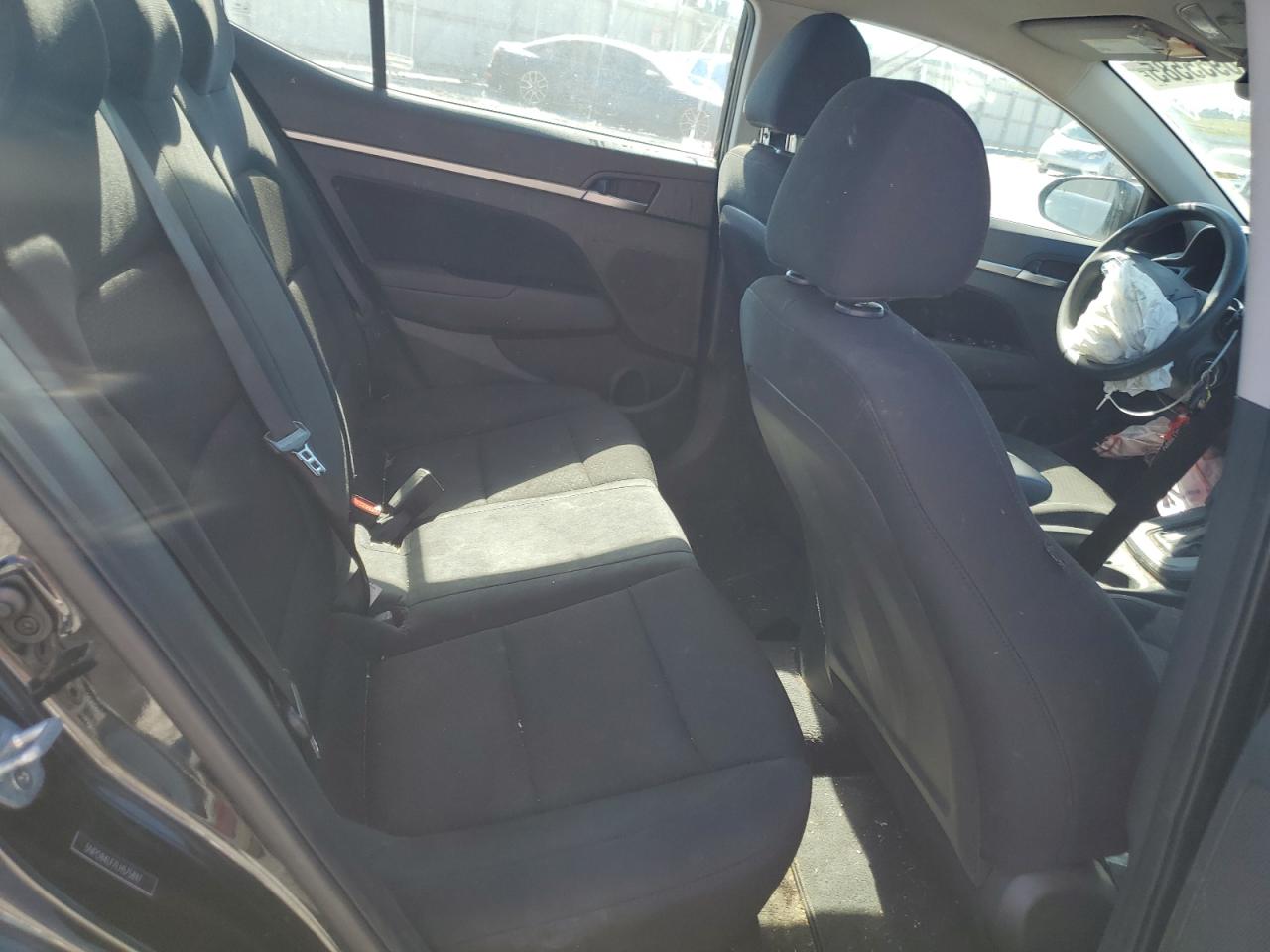 2020 Hyundai Elantra - Image 10