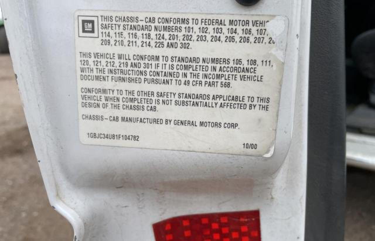 2001 Chevrolet Silverado - Image 10