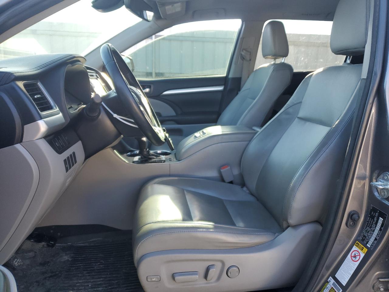 2018 Toyota Highlander - Image 7