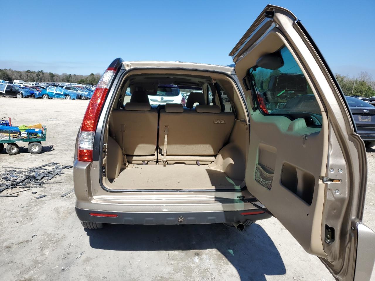 2005 Honda CR-V - Image 6