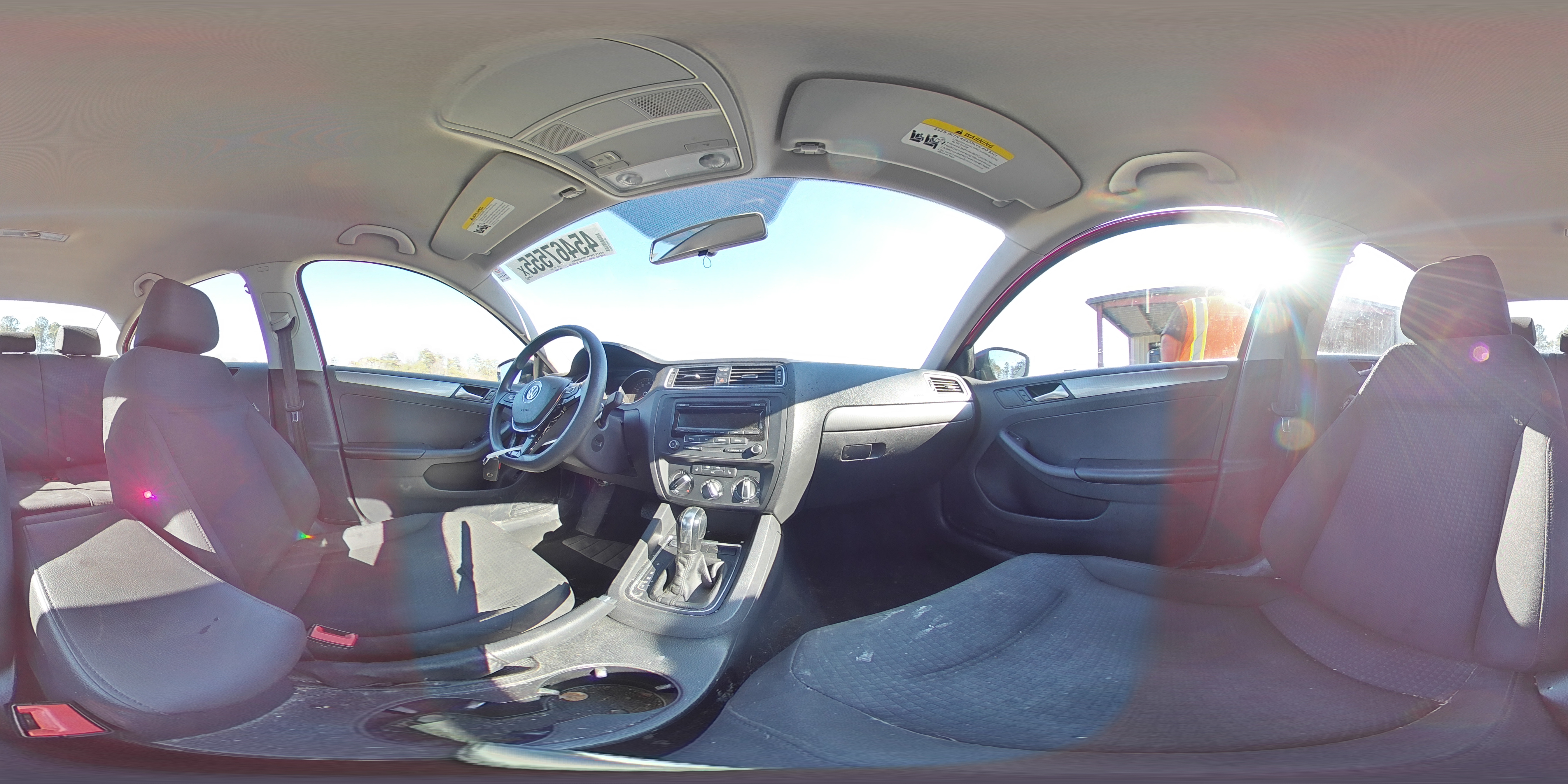 2015 Volkswagen Jetta - Image 14