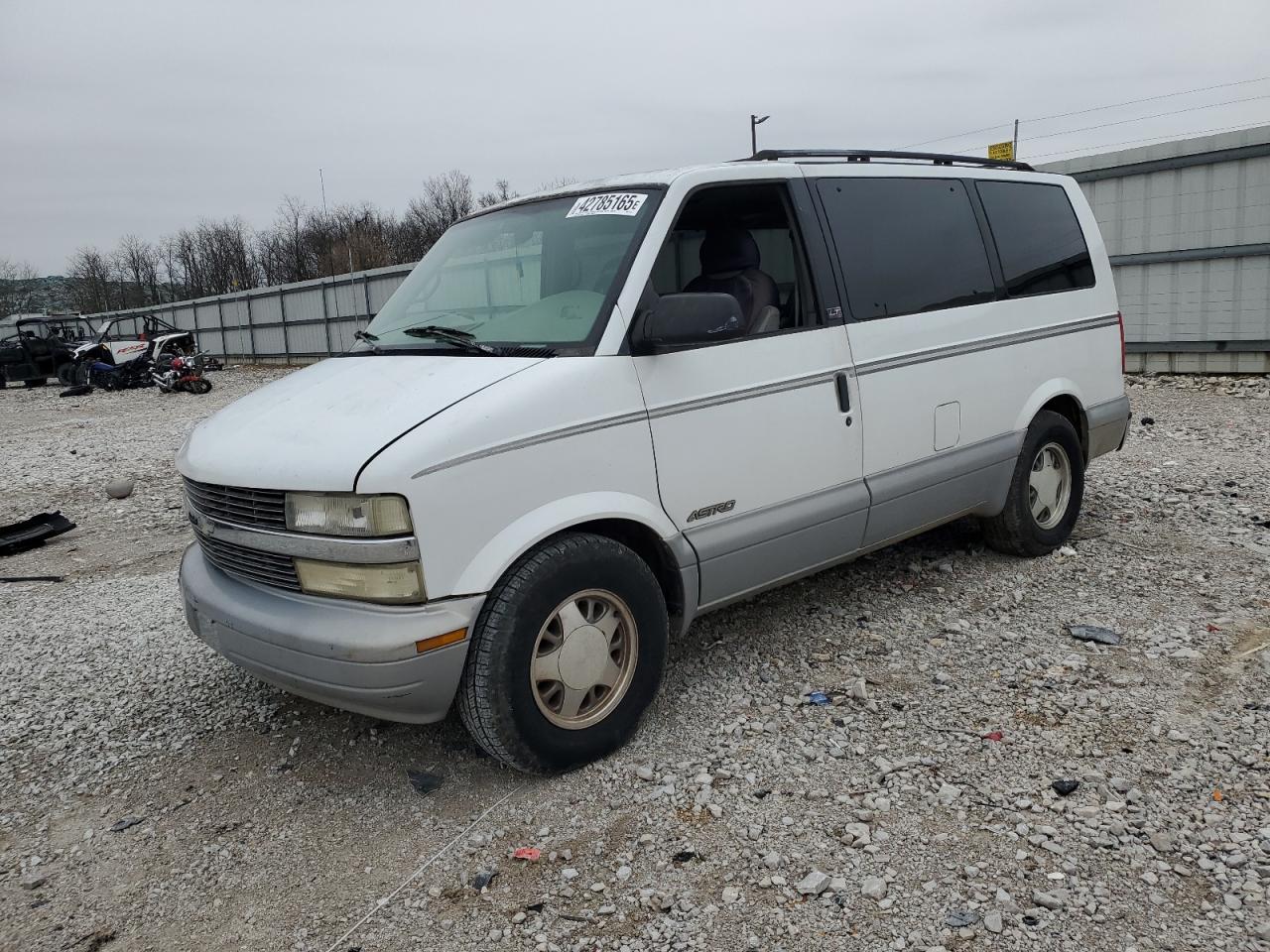 1997 Chevrolet Astro - Image 1