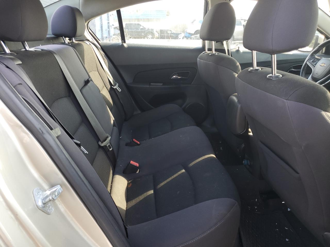 2013 Chevrolet Cruze - Image 10