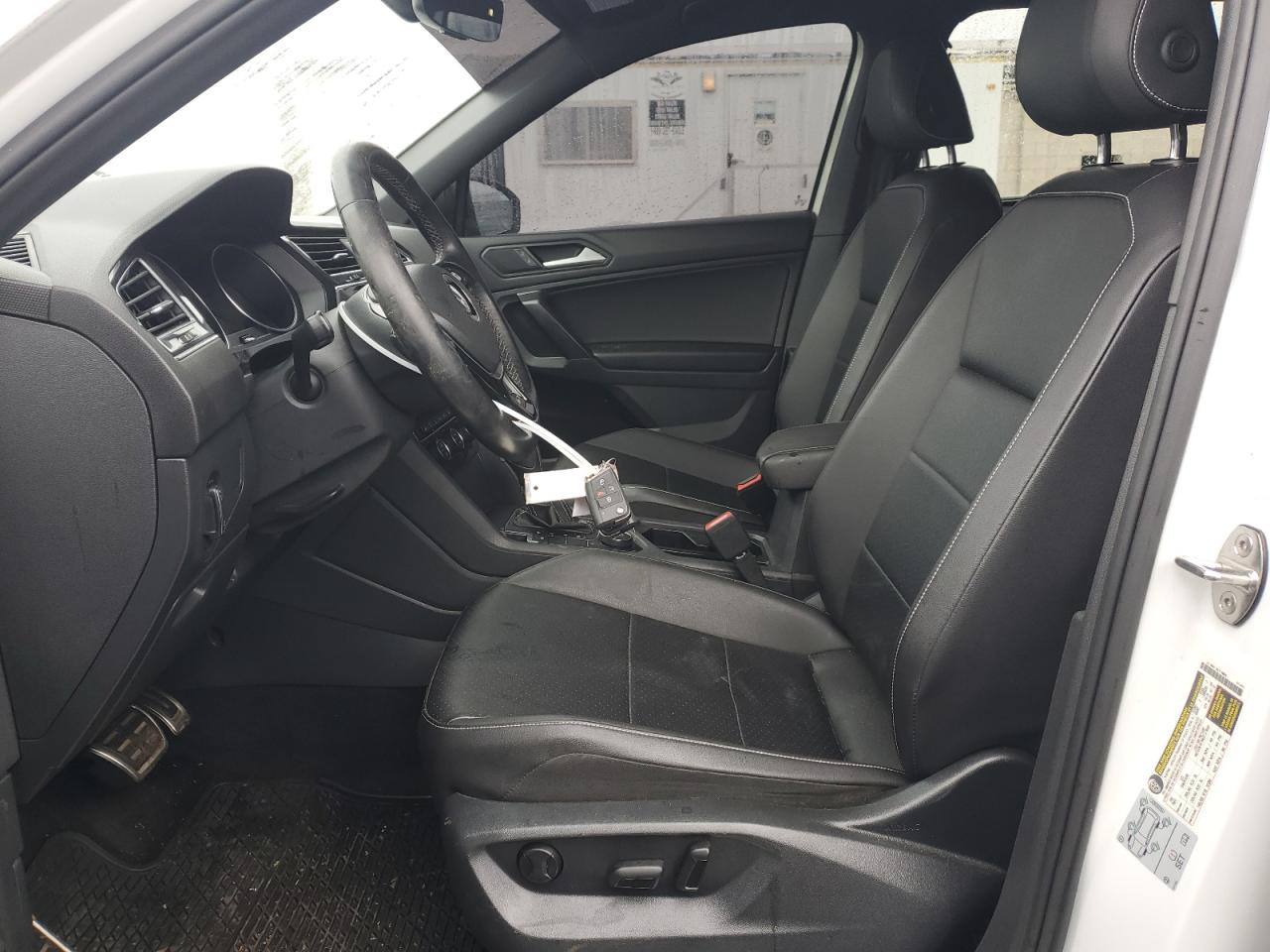2021 Volkswagen Tiguan - Image 7