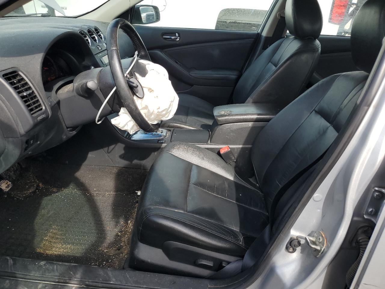 2010 Nissan Altima - Image 7
