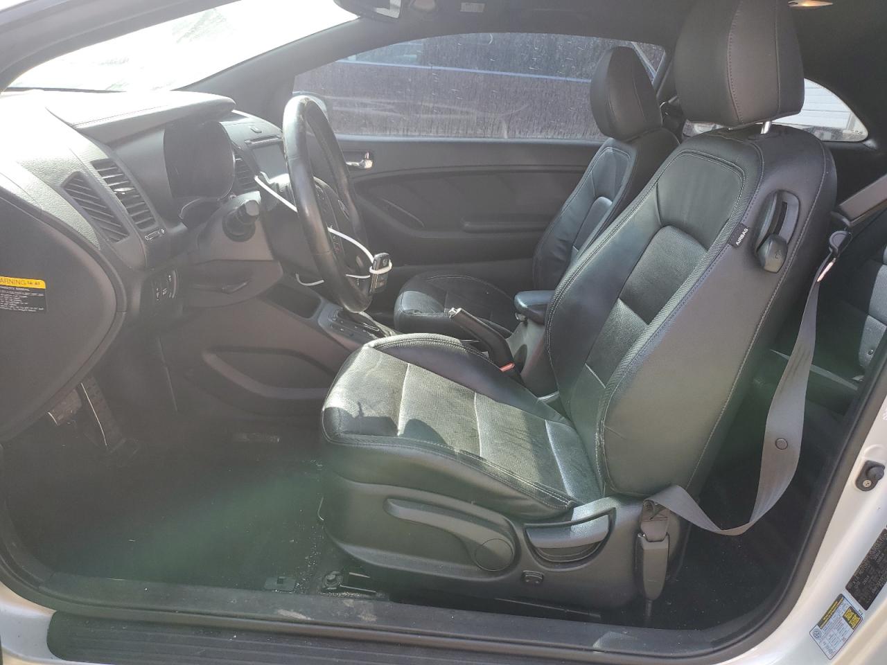 2014 Kia Forte - Image 7