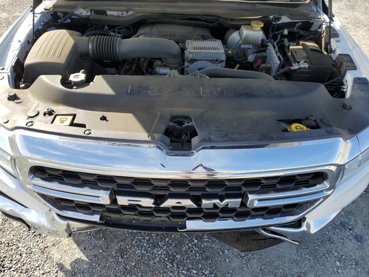 2022 RAM 1500 - Image 12